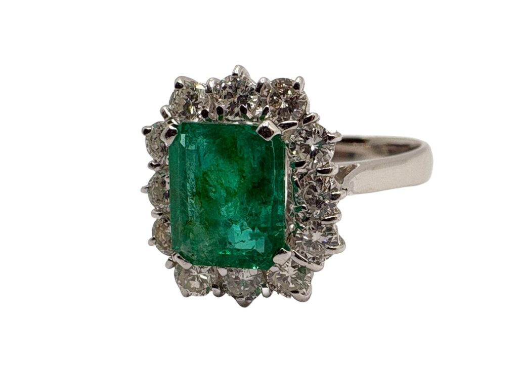Pt900 エメラルド2.03ct ダイヤ0.88ct リング - 買取専門店リライト